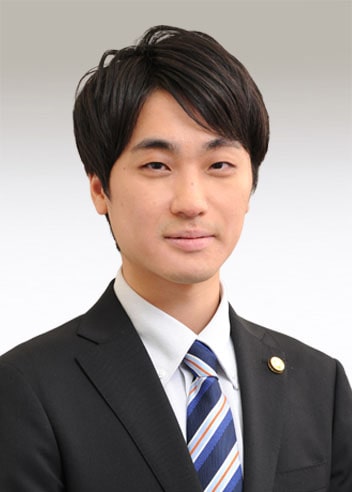 弁護士 櫻井 郁人