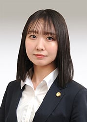 大東 真奈