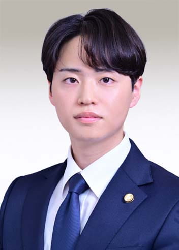 弁護士&nbsp;島倉 康平