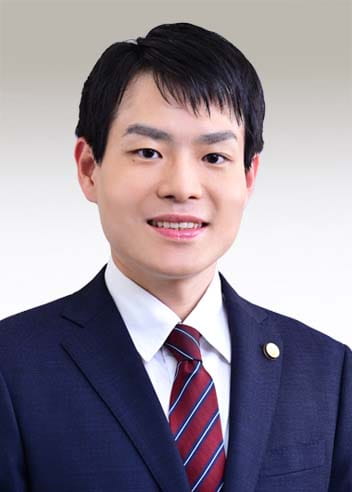 弁護士&nbsp;鈴木 秀造